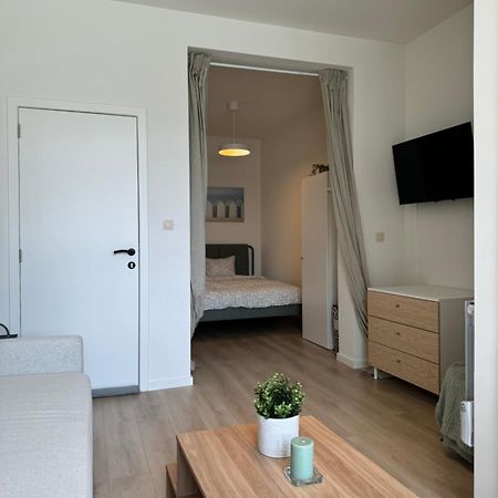Superbe Appartement Une Chambre Brüsszel Kültér fotó